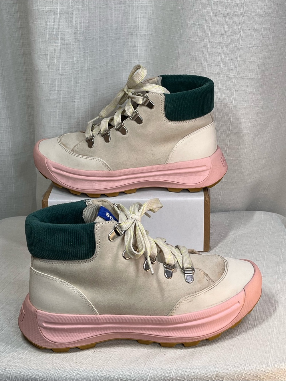 Sorel ONA Ave Hiker Mid Sneakers Boots Women’s 8 Cream Pink Green Waterproof